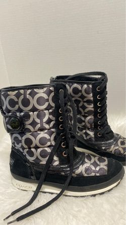 Coach Dorian F2370 quilted boots -size 8.5 Thumbnail