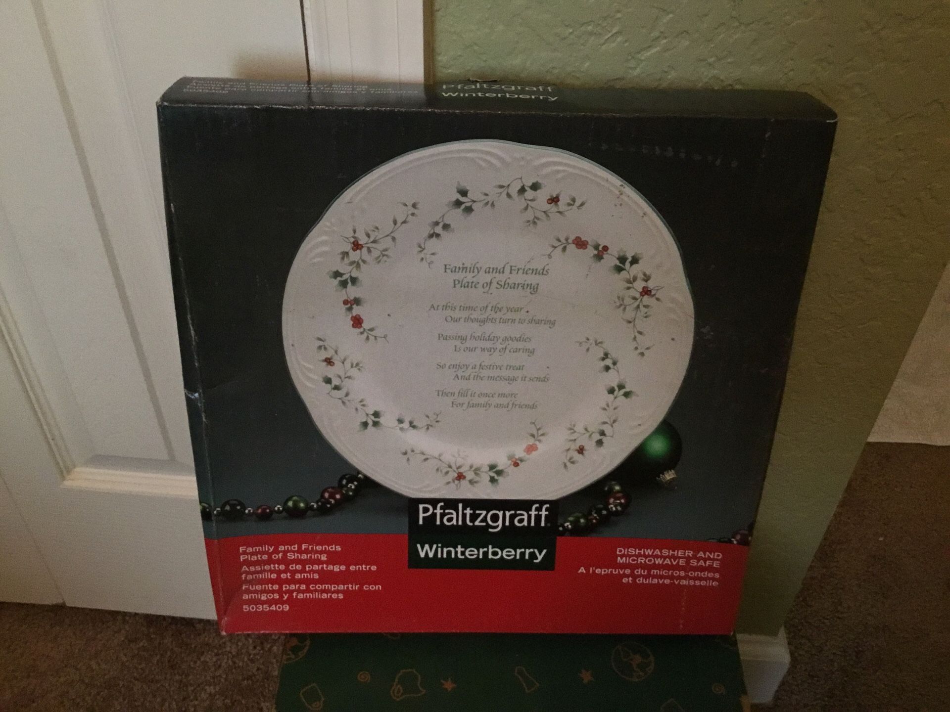 Winterberry Christmas set