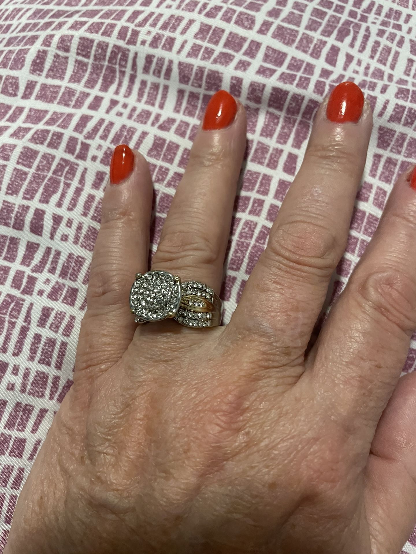 Beautiful Wedding/Engagement Ring Various Sizes 14K Gold Plated With Zircon Stones