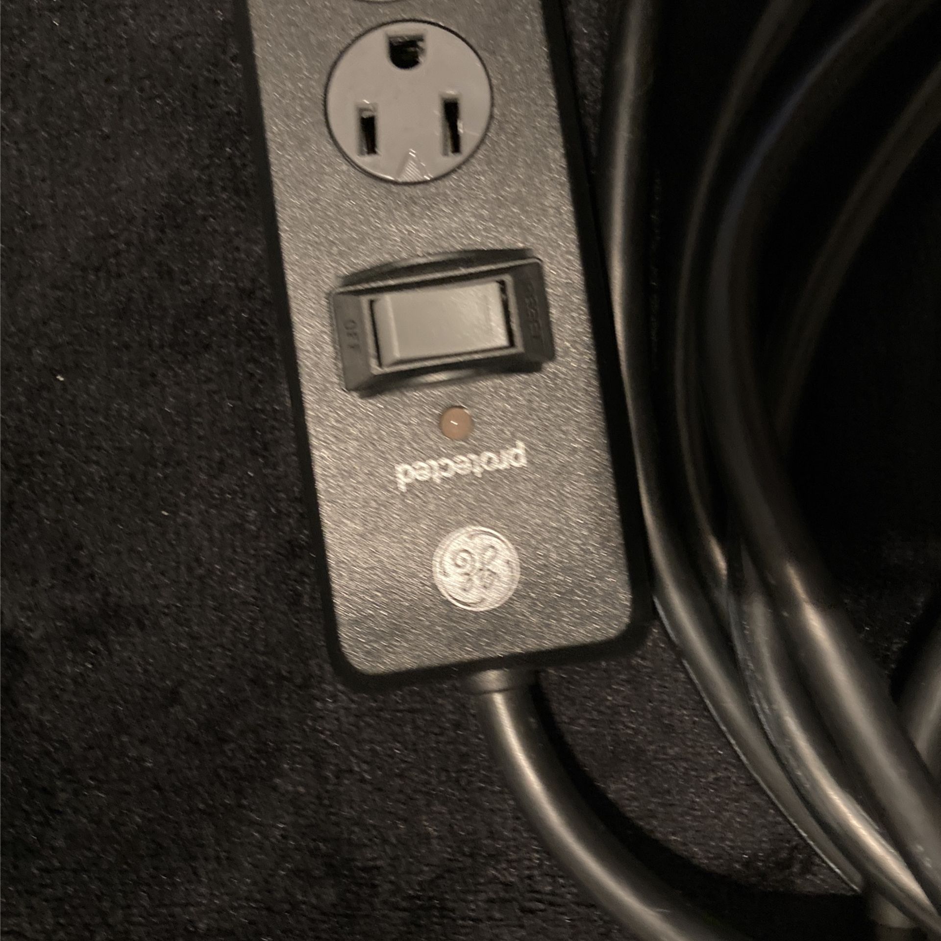 GE 25 Foot Power Strip Surge Protector