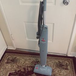 *** BISSELL STEAM MOP DELUXE  Thumbnail
