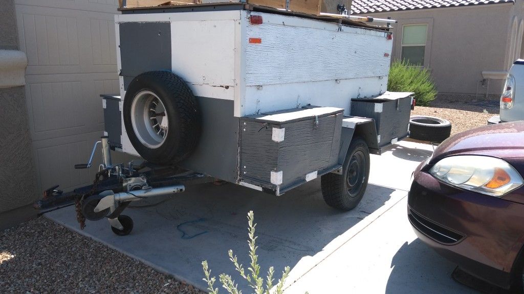 Enclosed 4x8 trailer with spare tire