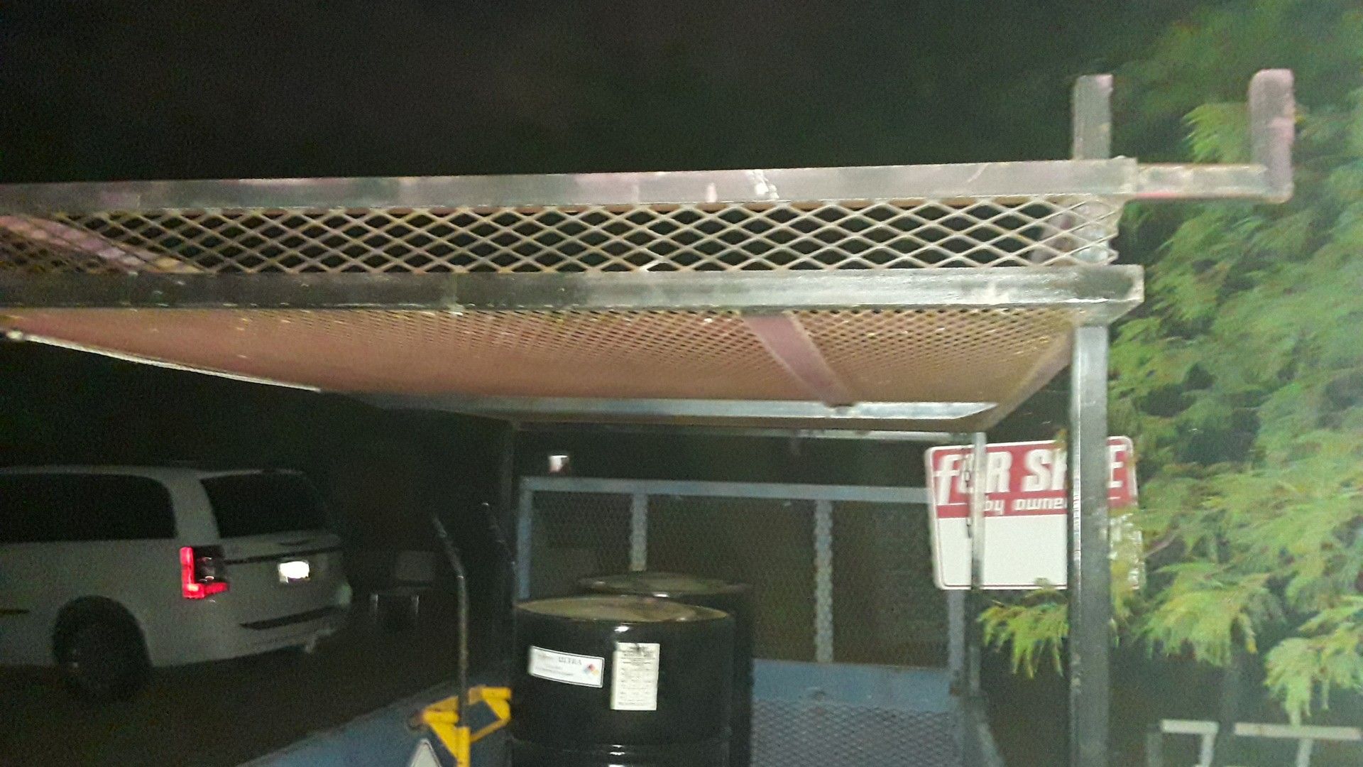 Utility trailer