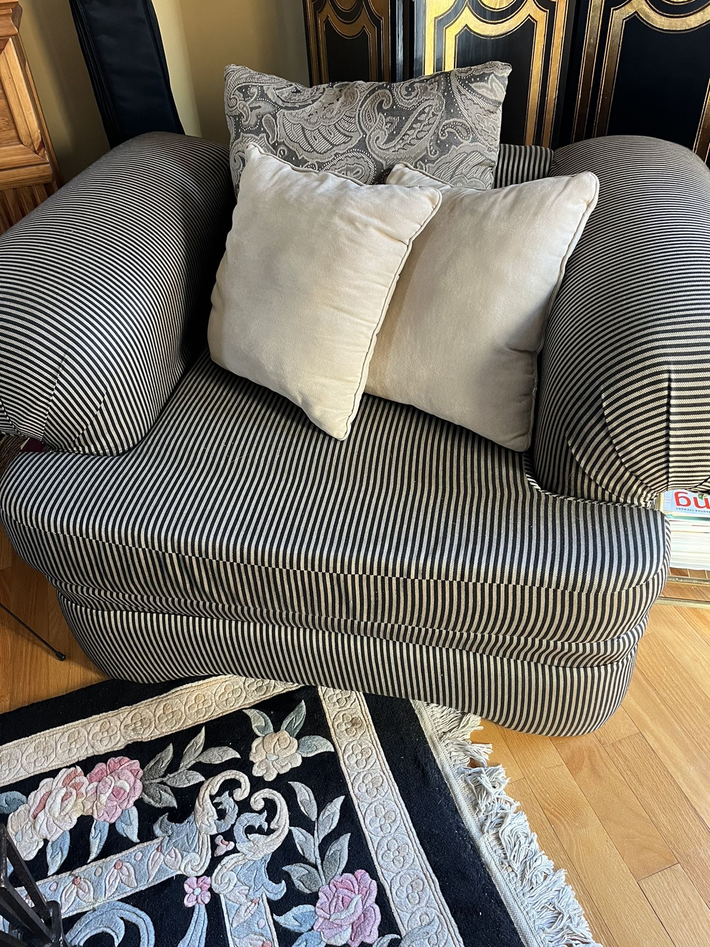 Chair Sofa, Black @ Tan Lines