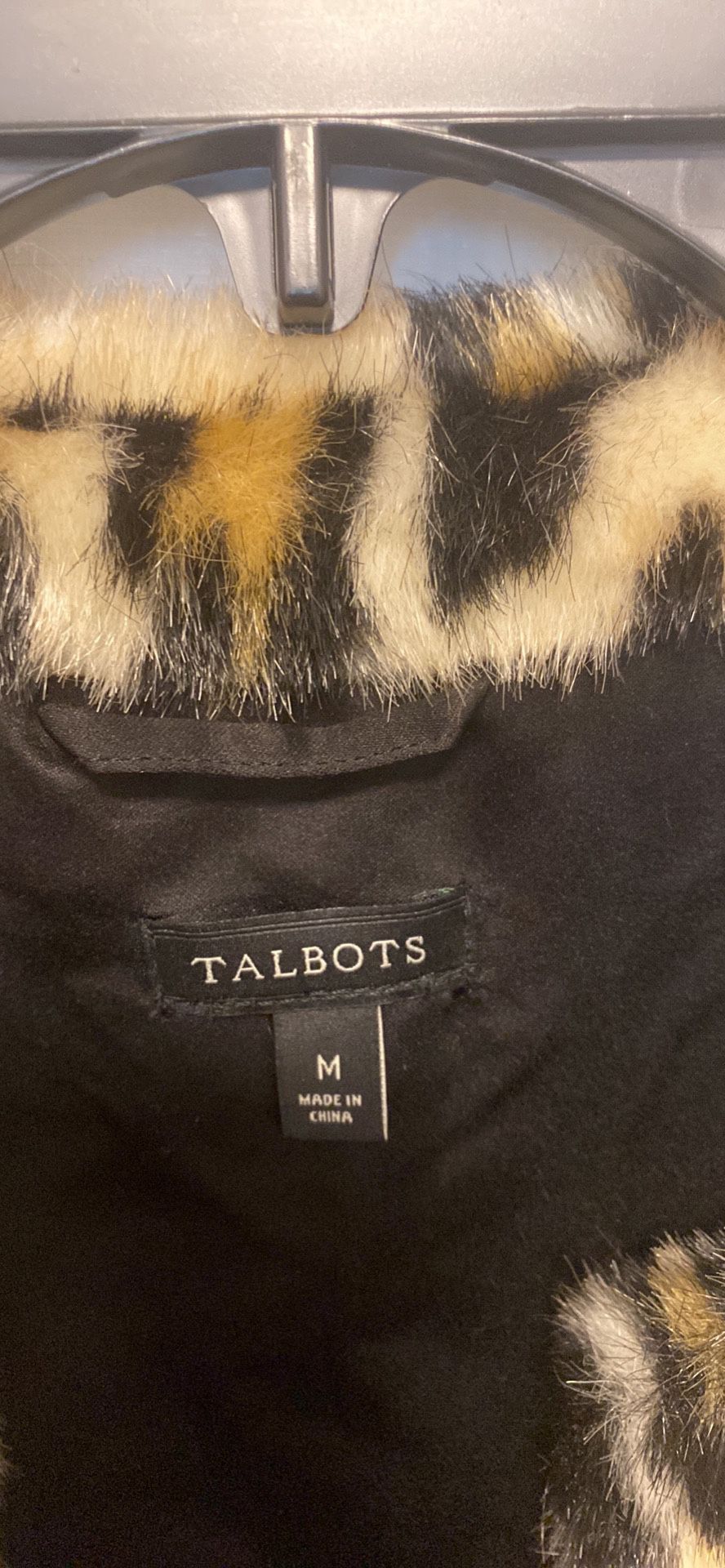 Talbots Woman’s Vest Leapard Size M