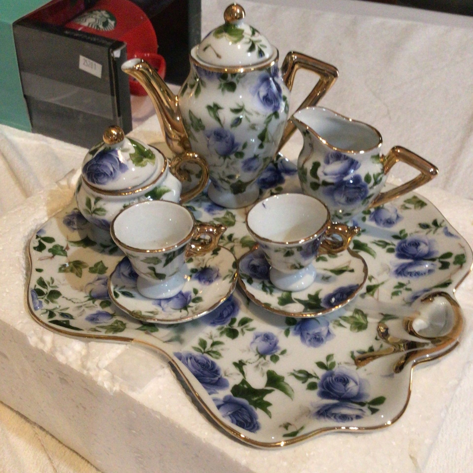 Small Tea Set Porcelain