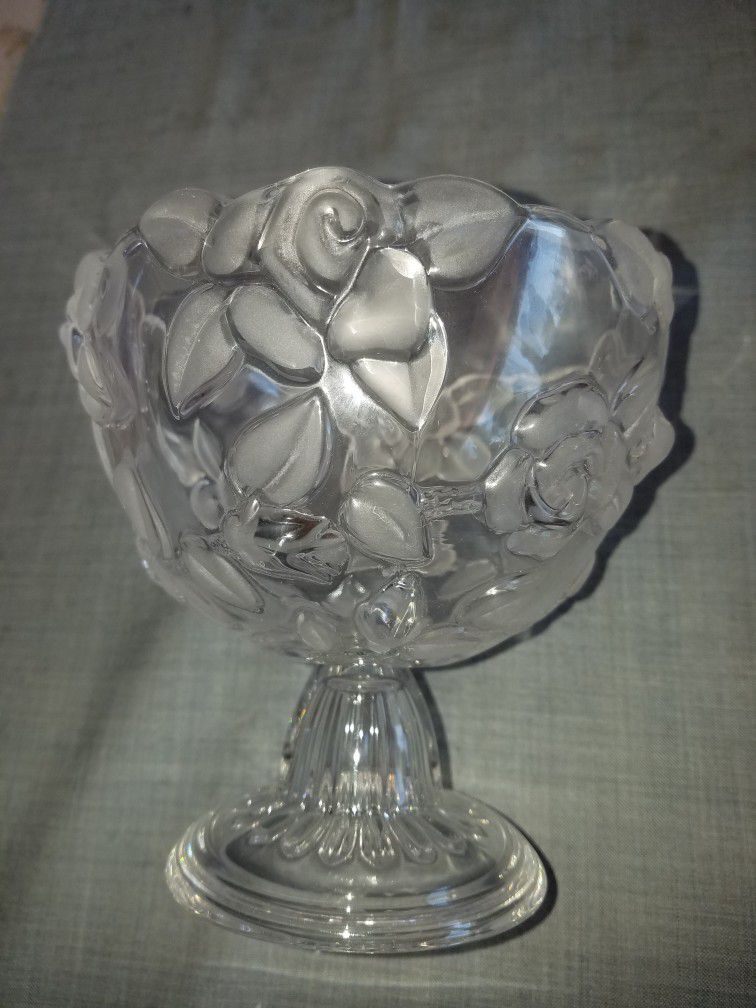 Small Crystal candy/ nut dish raised rose and leaf design 5 1/4" diameter X 5" tall A127Z593