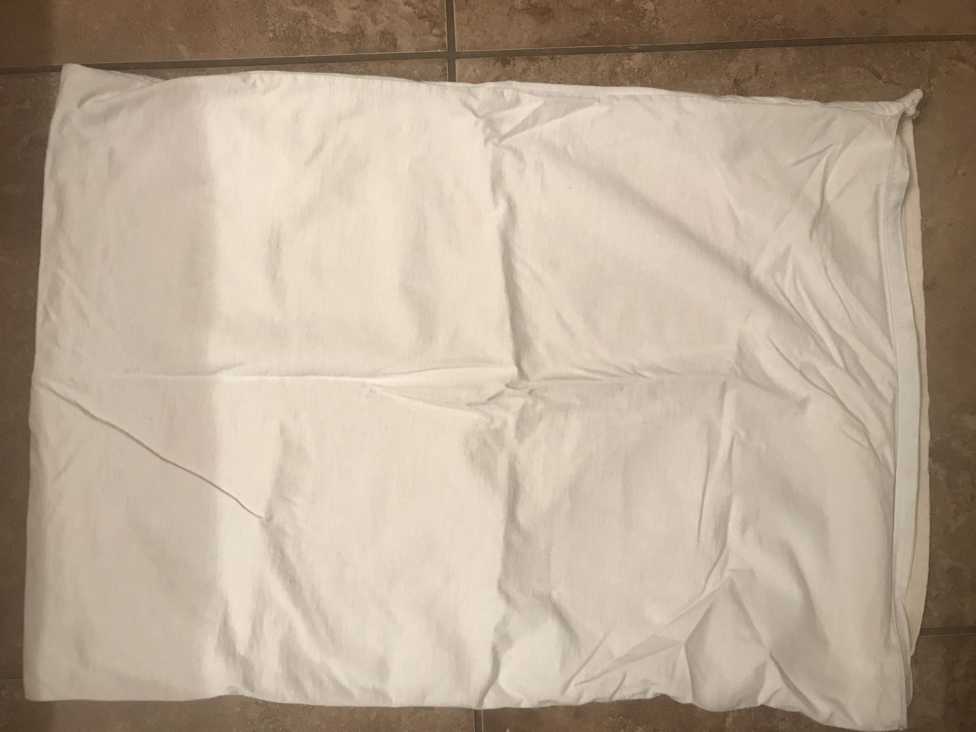 2 Pillow Protector Cases