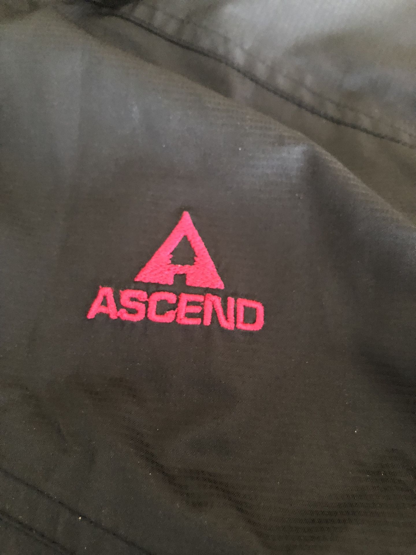 Ascend Waterproof Jacket Men's Meduim Like New!!