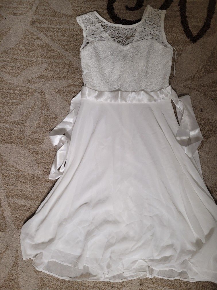 BeryLove Women's Short Floral Lace Bridesmaid Dress A-line Swing Party Dress