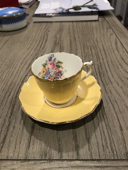 Fine china tea cups Thumbnail