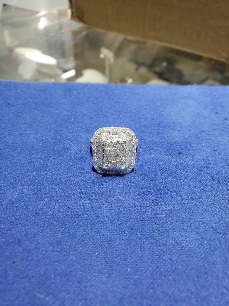 14k White Gold 3ct Diamond Ring