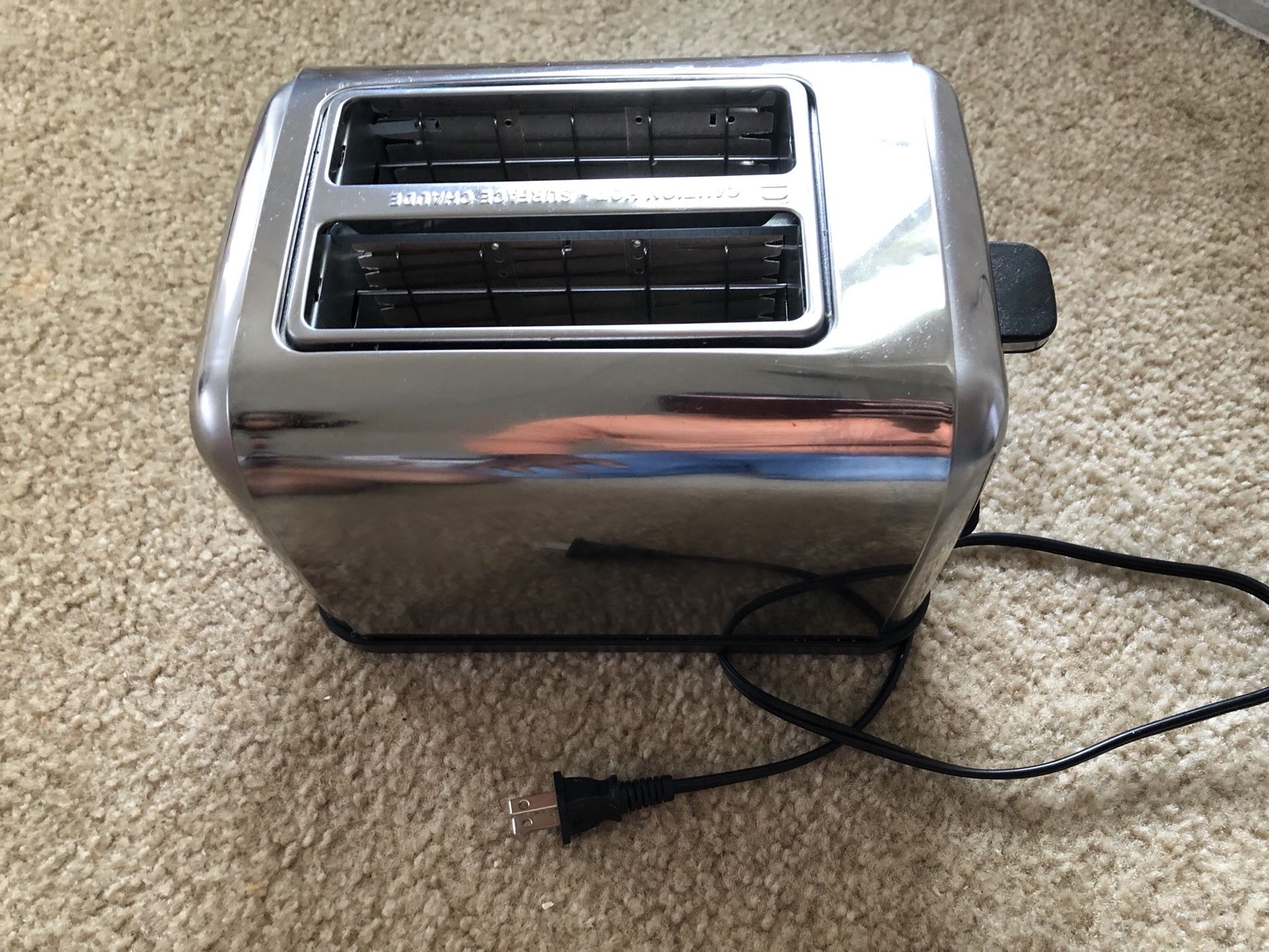 Bread toaster , hand mixer , vegetables chopper