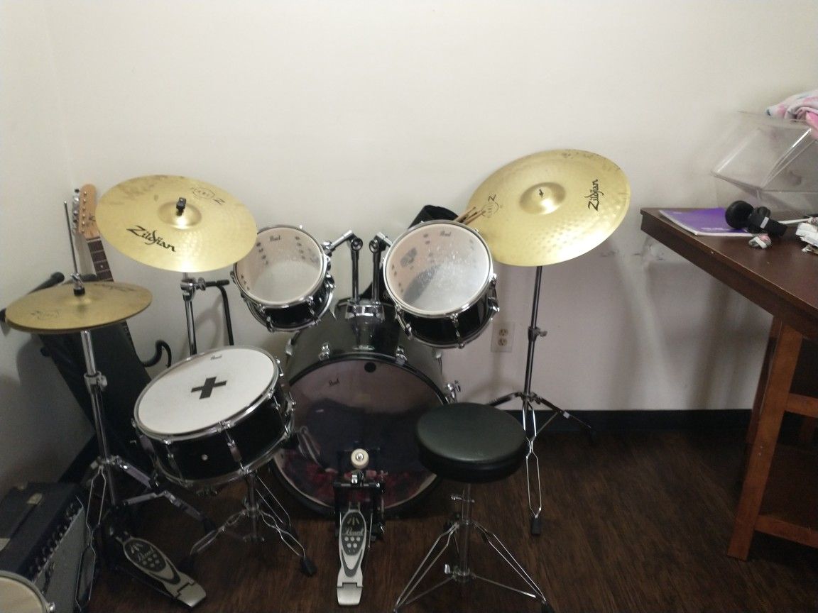 Eight Piece Drum Set Two Pair Of Sticks One Set Of Brushes Guitar Not Included, Or Your Best Offer.