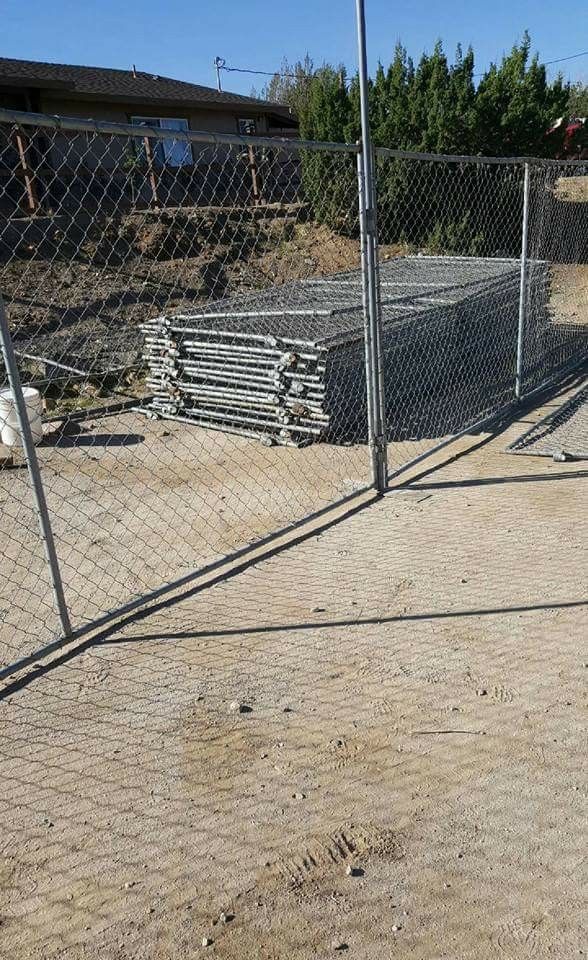 USED Chain link panel fence 6'ft x14 ft for Sale in Apple Valley, CA