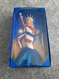 Statue Of Liberty Limited Edition Barbie Thumbnail