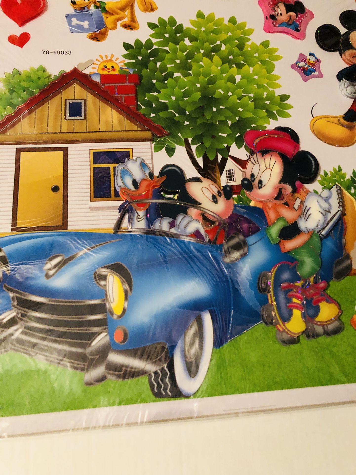 Mickey & Minnie 3D Wall, Mirror or Window Sticker Absolutely Stunning Some of the Decals Pop out and look realistic 35x22 inches