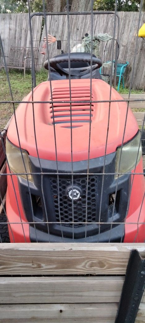 Riding Lawn Mower Troy-bilt