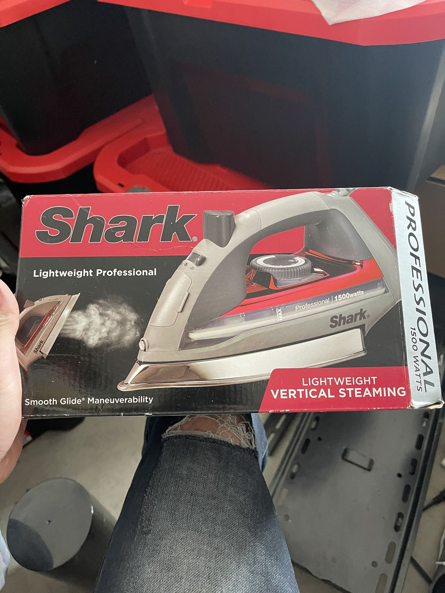 Shark Steam Iron Red