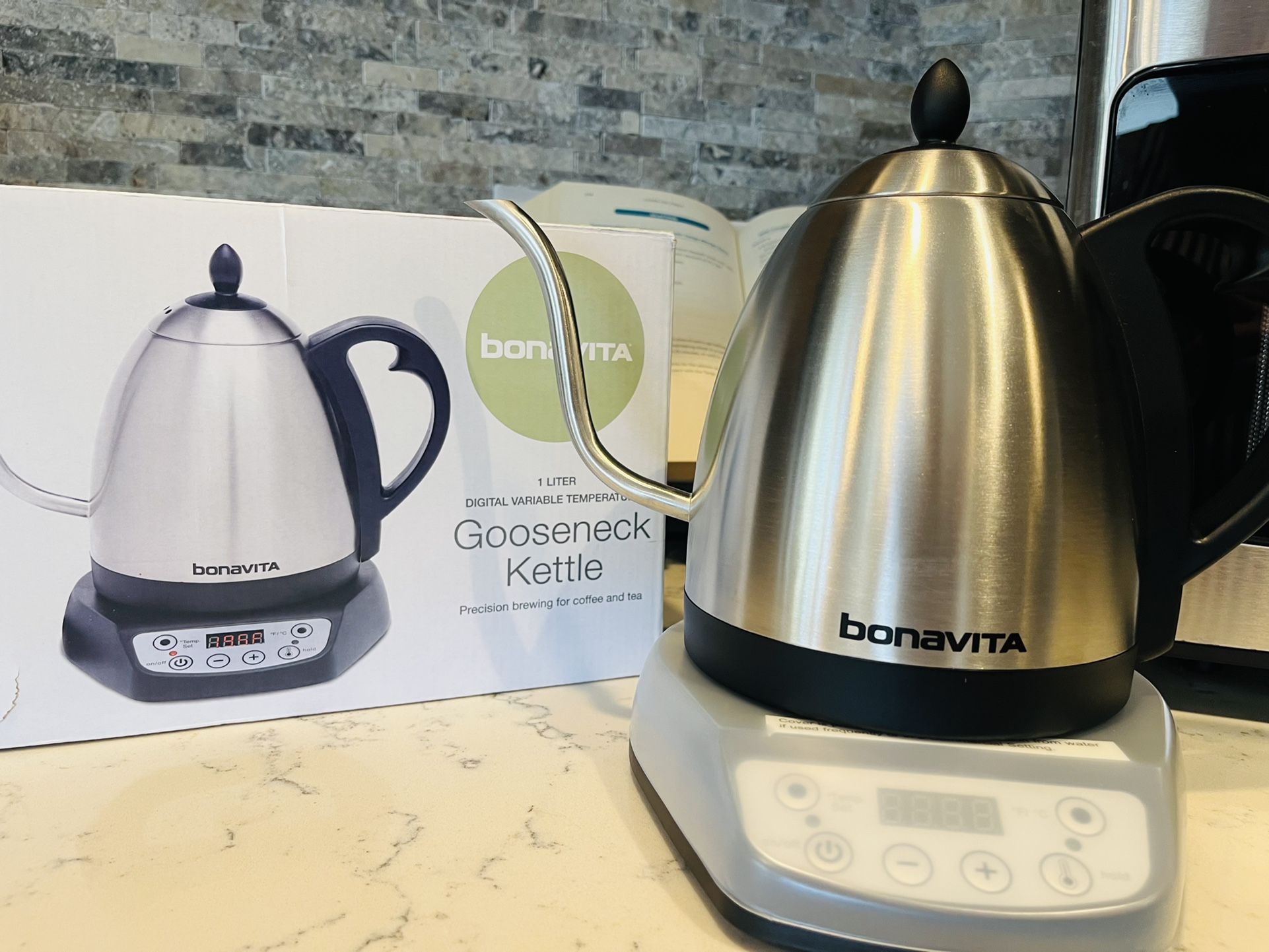 Bonavita 1 Liter Gooseneck Kettle Used Once. New In Box