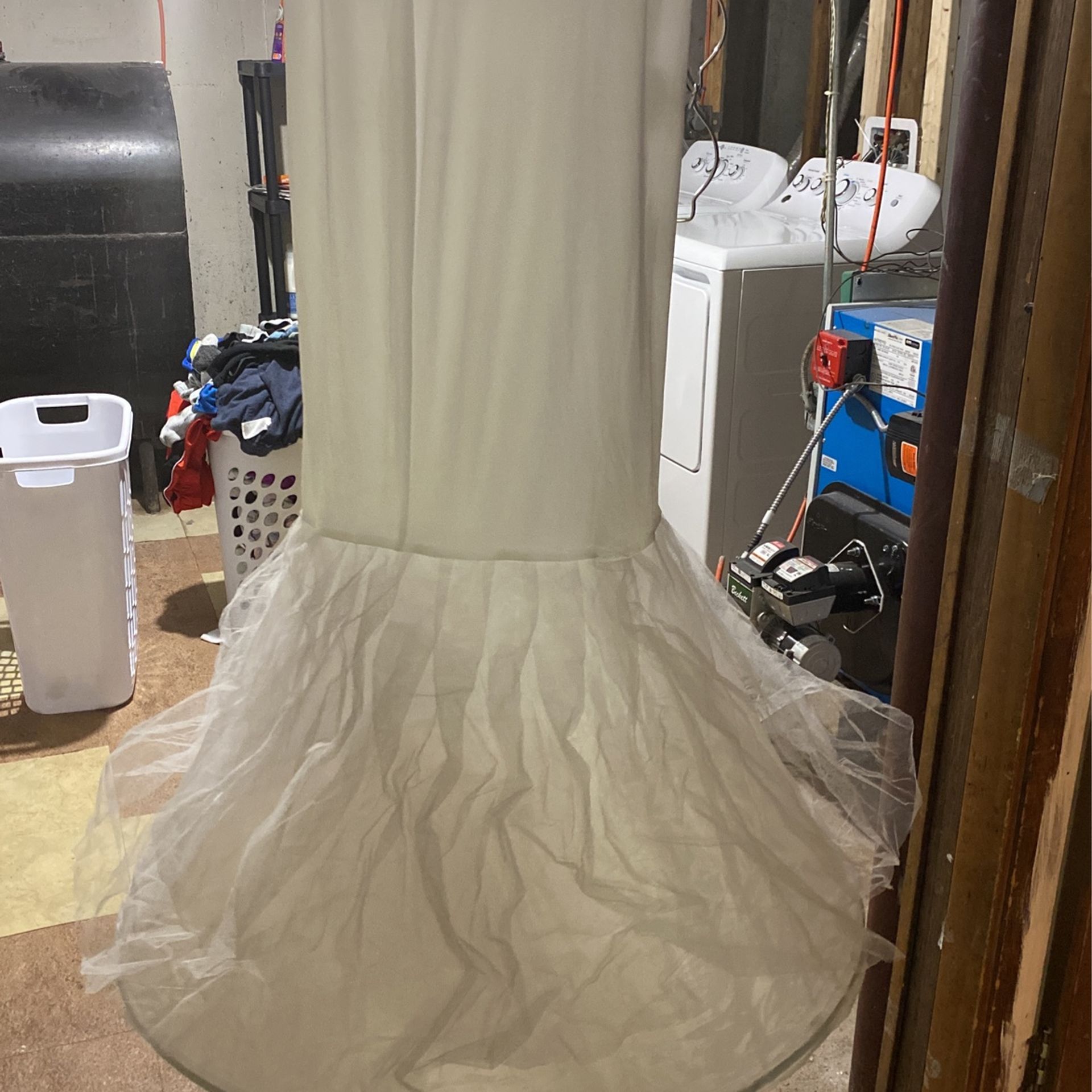 Mermaid Wedding Dress Size 20 With Mermaid Petticoat