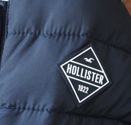 Hollister Puffer Jacket Thumbnail