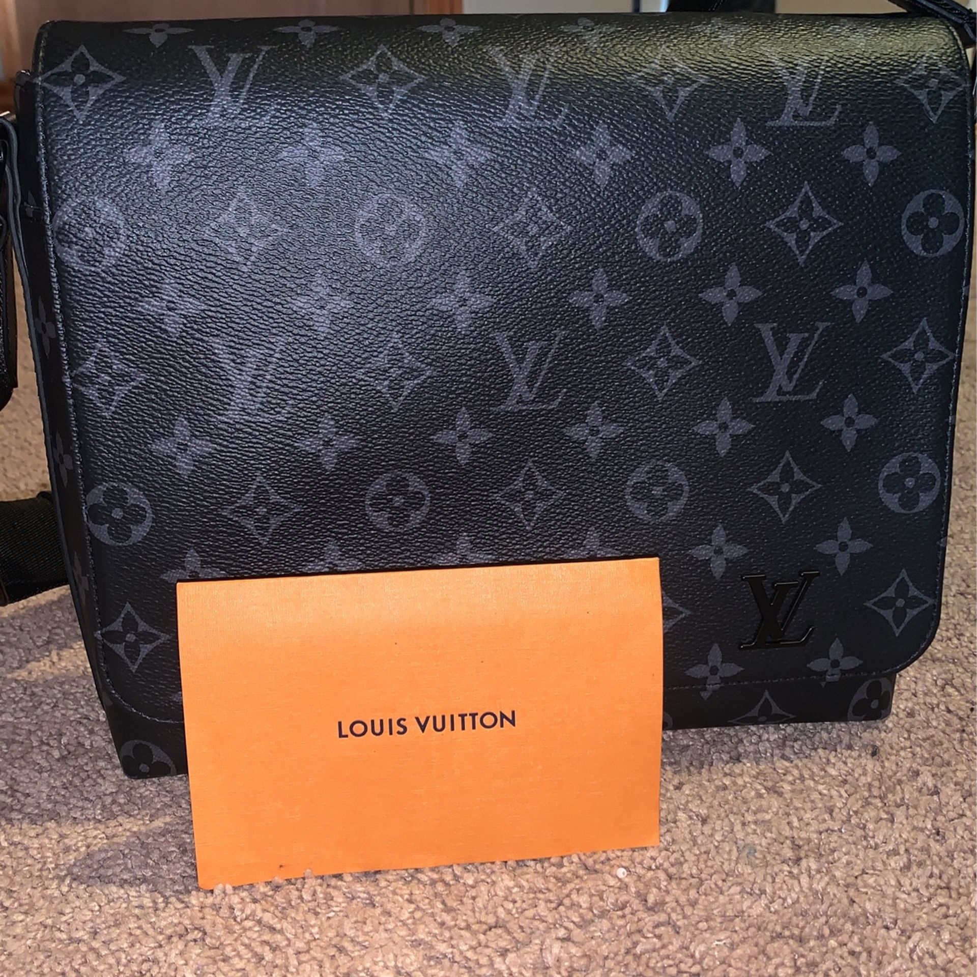 LV Men’s Bag