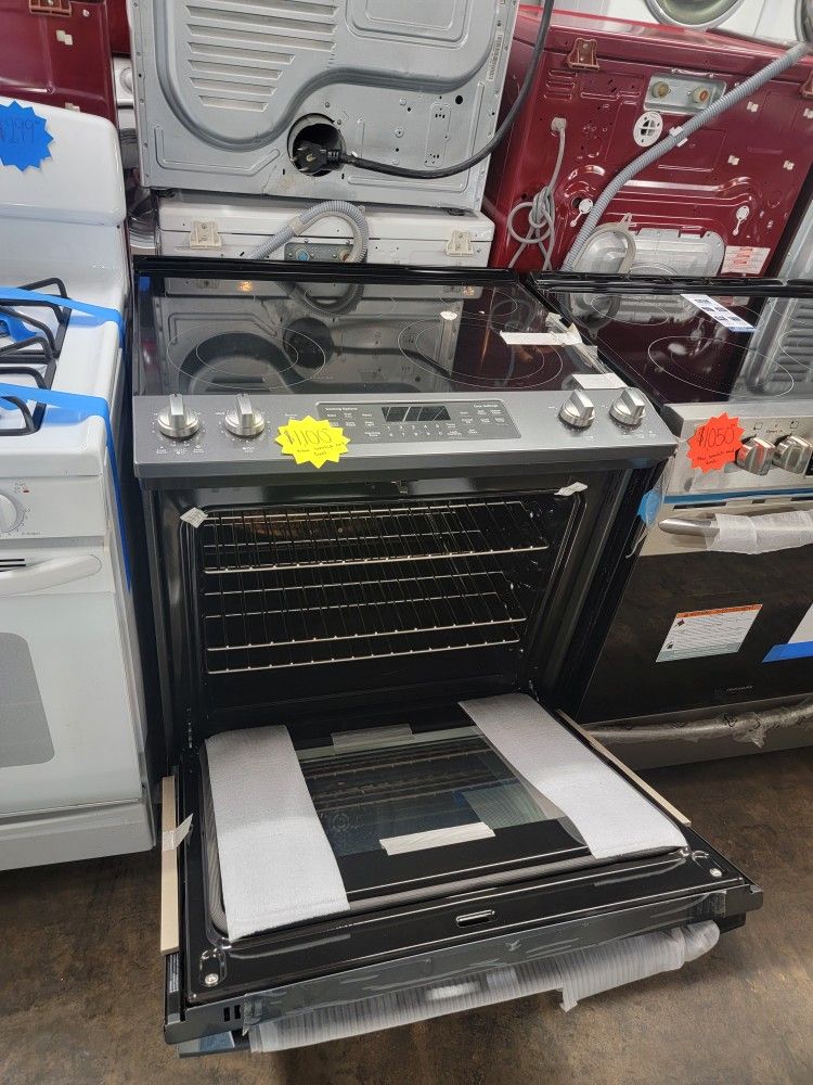 New Scratch And Dent GE Slidein Convection Oven Electric Stove In