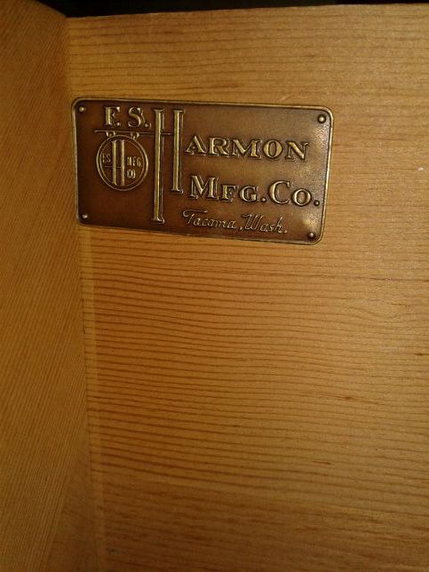 Vintage F S Harmon Mfg Co Made In, Fs Harmon Mfg Co Dresser