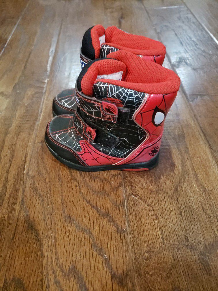 Toddler Size 6c Snow Boots