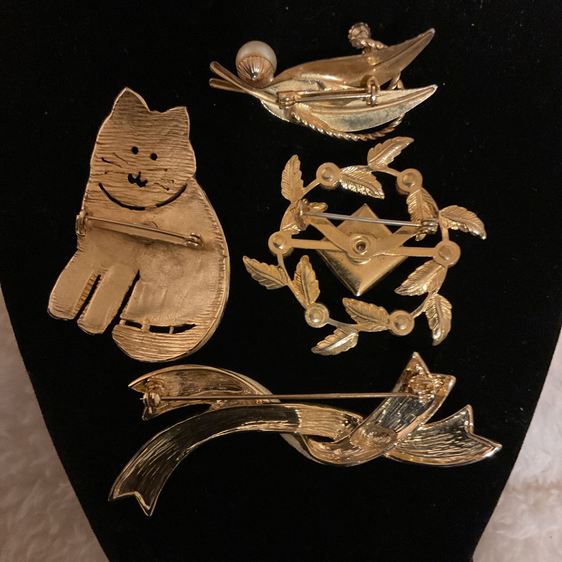 4 Vintage Goldtone Brooches