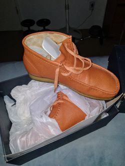 NEW CLARKS ORIGINAL EXCLUSIVE ORANGE BASKETBALL LEATHER WALLABEE Limited Edition 