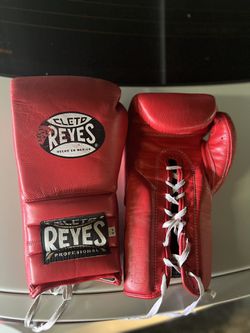 CLETO REYES 16oz Boxing Gloves  Thumbnail
