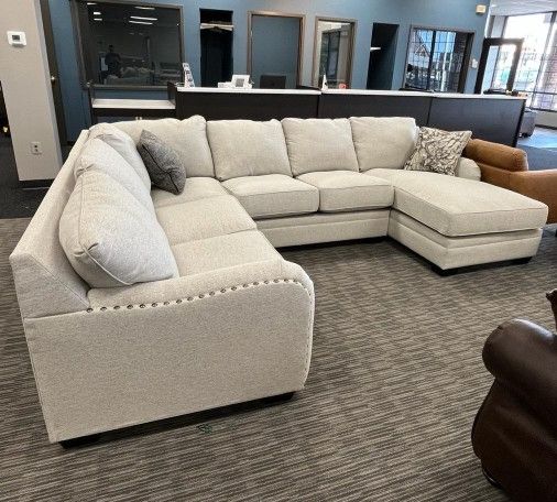 Dellara Chalk RAF Sectional💯💫🚦📢 ThanksGiving-BlackFridaySale👉0-15 miles FREE CURBSIDE DELIVERY💫🌿🙋PLEASE VISIT MY PAGE🙋🌿