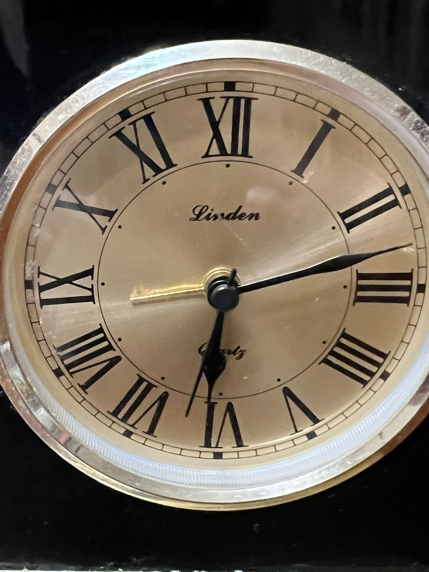 Vintage Linden Desk Clock