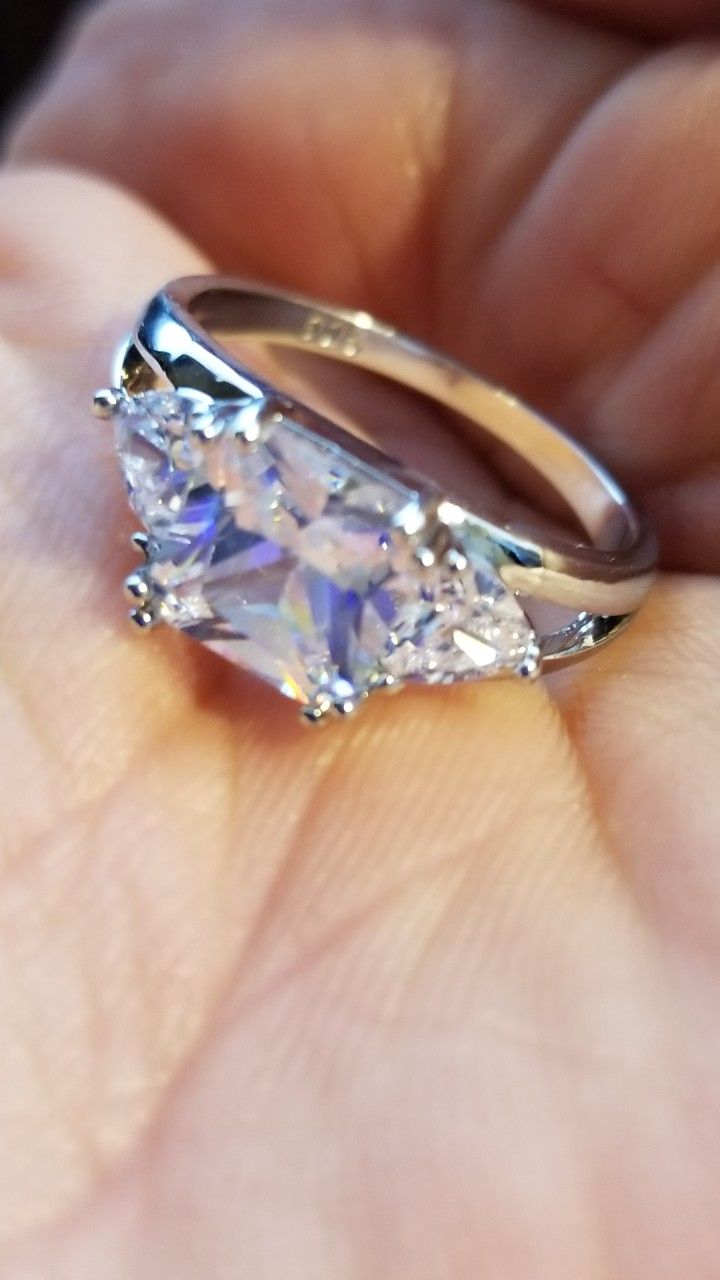 Gorgeous princess Cut Women's Wedding Engagement Promises Ring Size 9.0