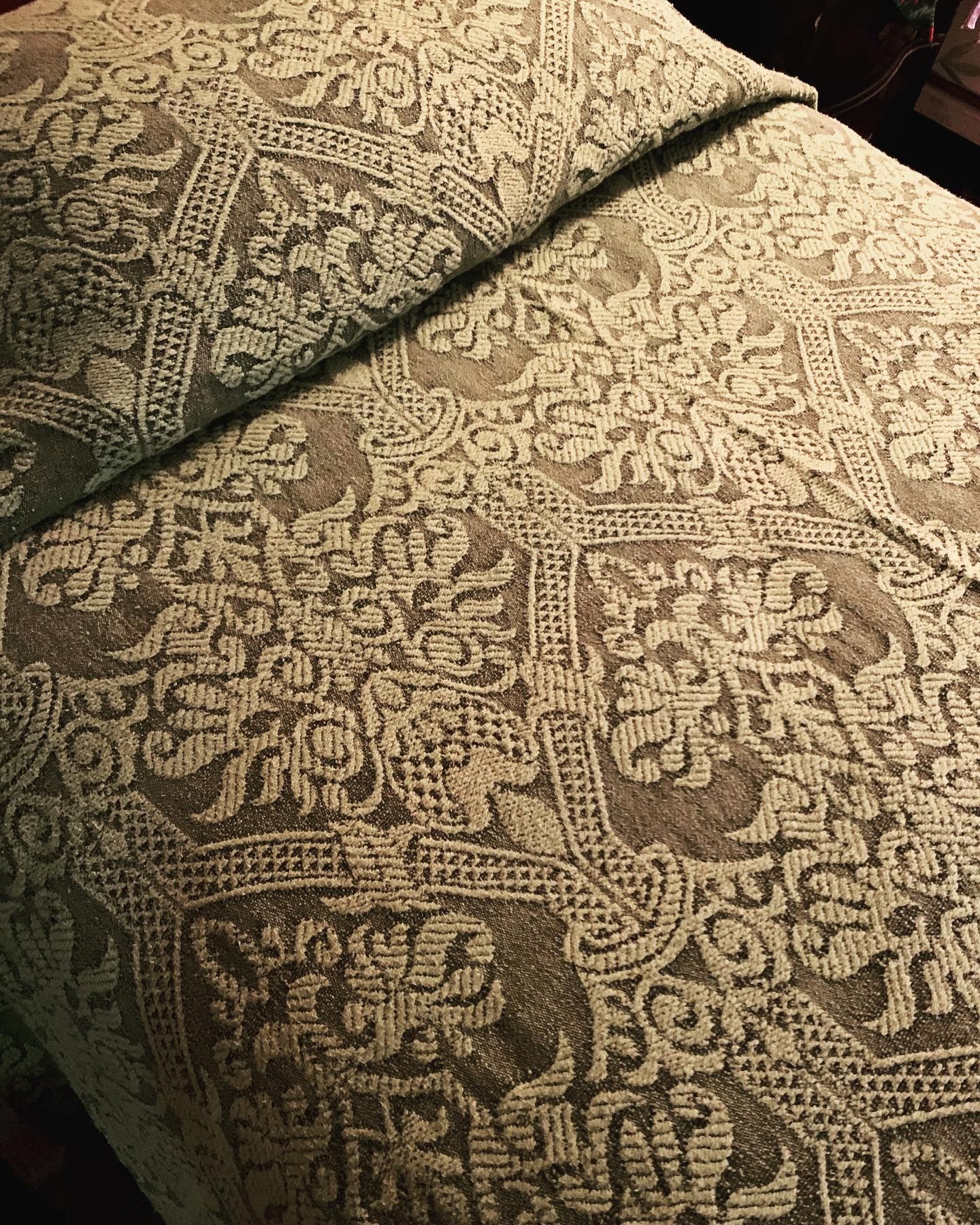 Vintage Mid Century Modern 1960s Chenille Twin Avocado Green Bedspread