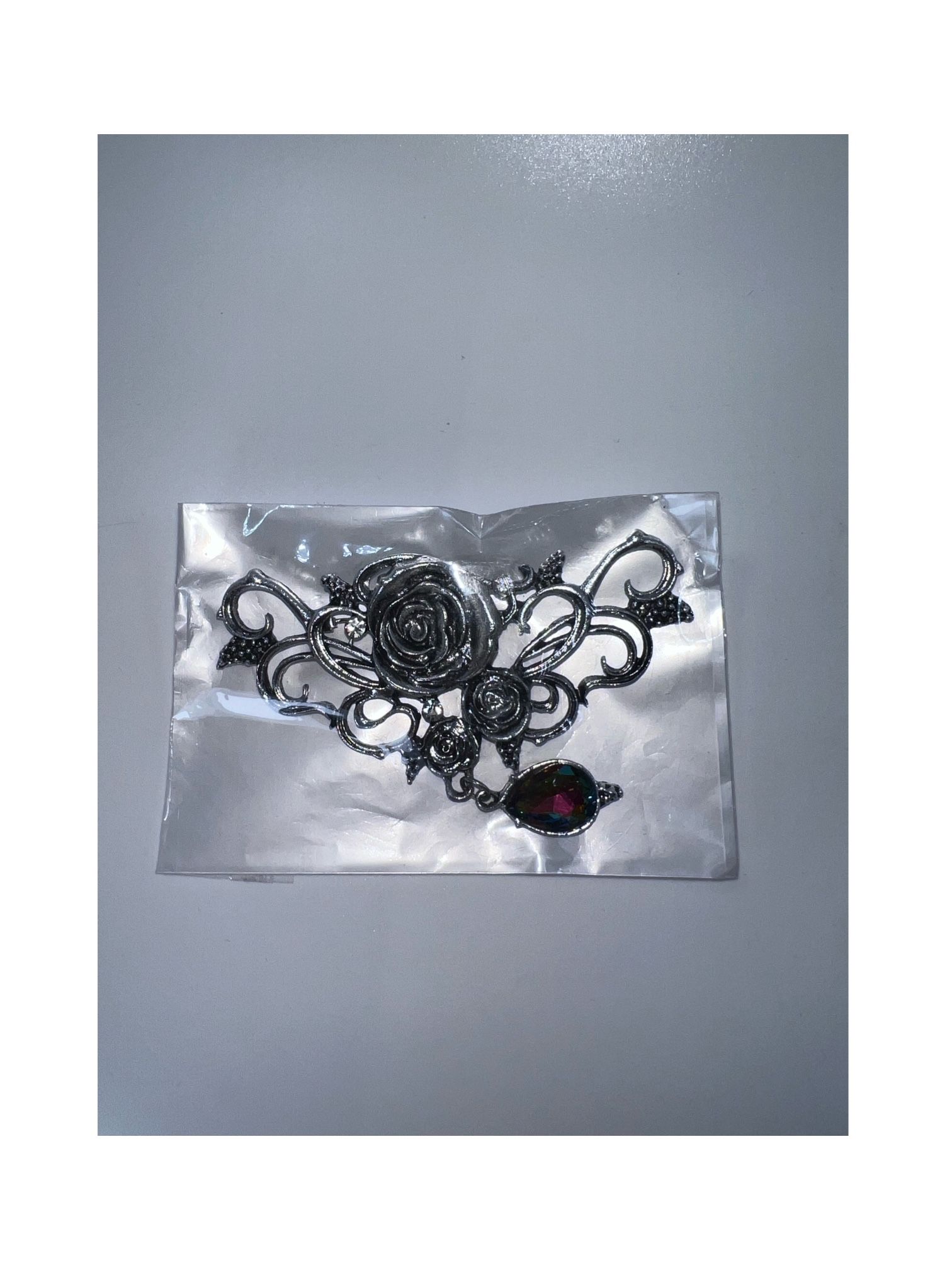 Gorgeous Brooch New