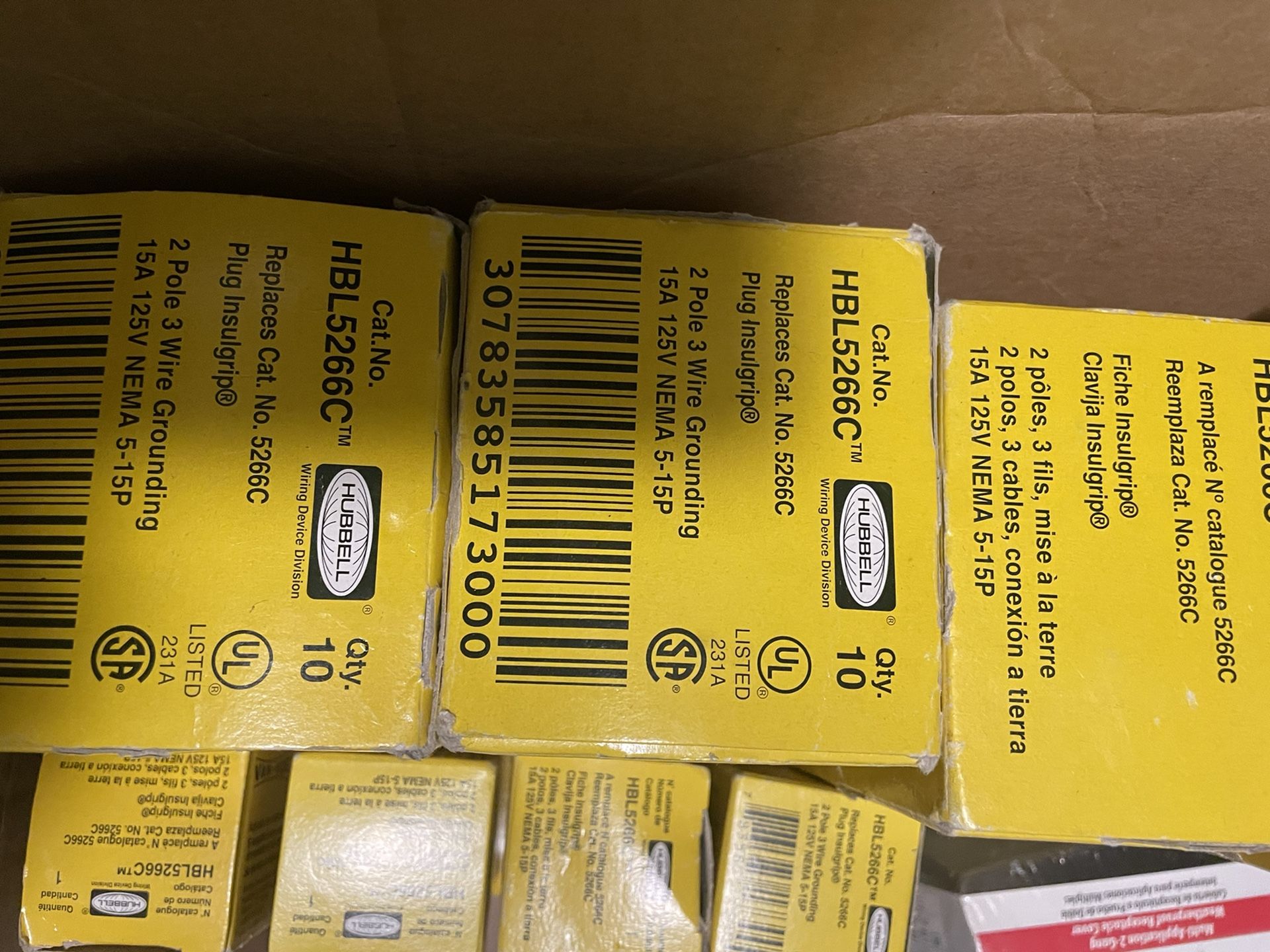 Hubbell Replace 2 Pole 3 W 15A 120V Male Plug