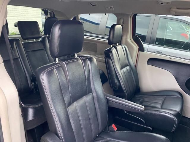 2013 Chrysler Town & Country
