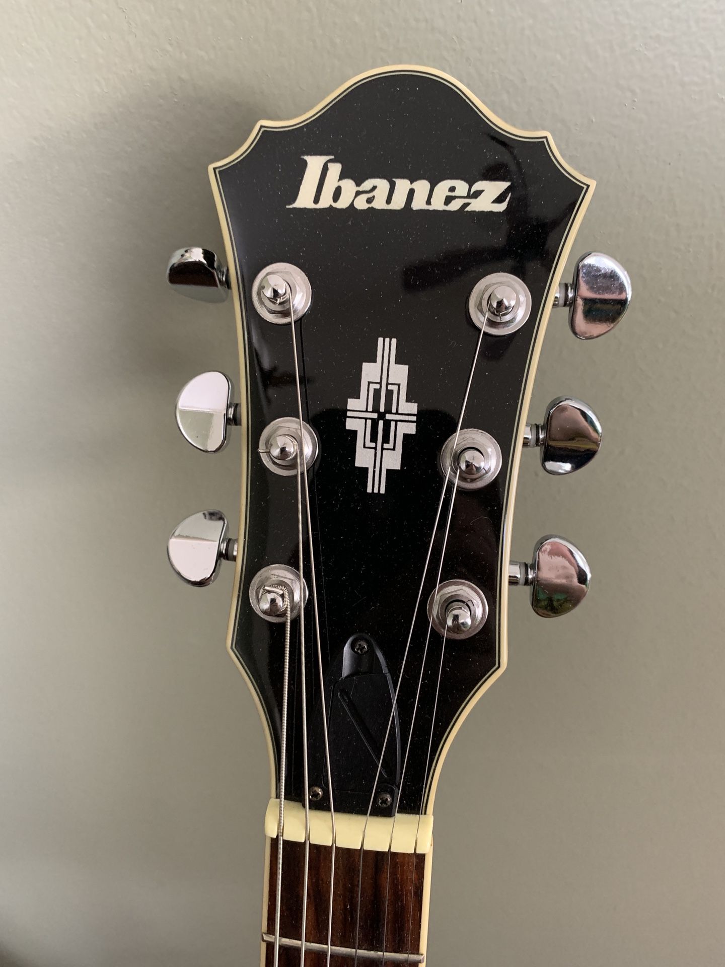 Ibanez AS73 with Seymour Duncan JB/Seth Lover pickups, bag