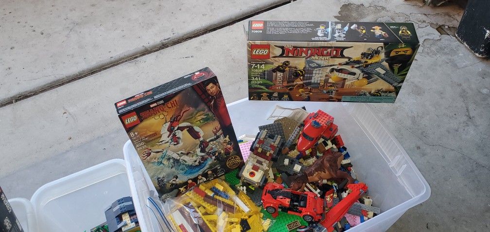 Large Lot Of Legos Legos NEW Lots Of People