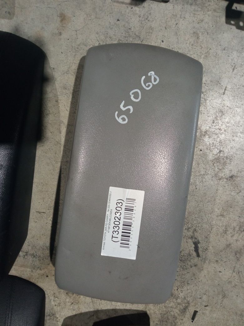 Armrest For 2011 Toyota Camry Stock 65068