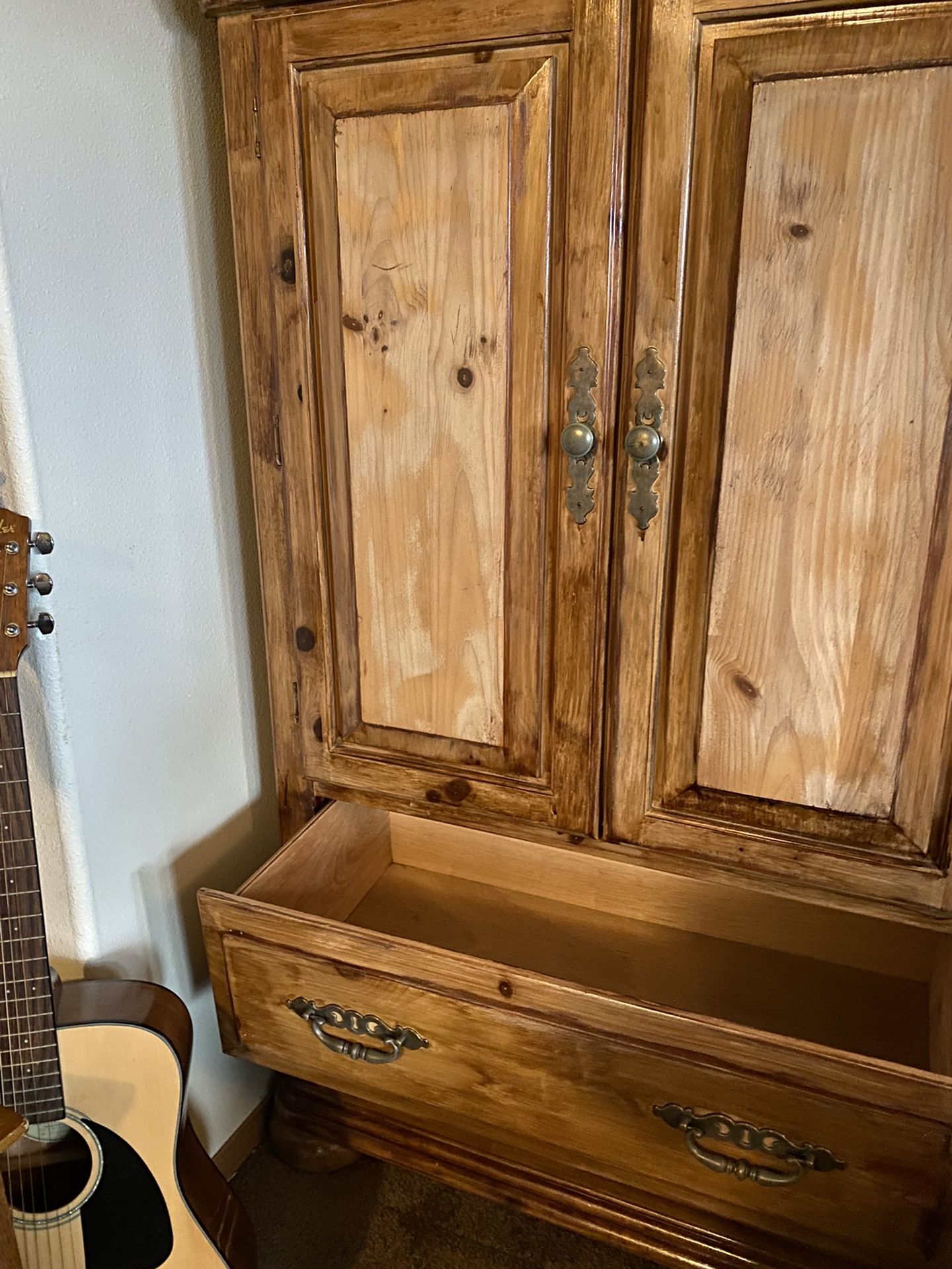 Elkin Collection Armoire