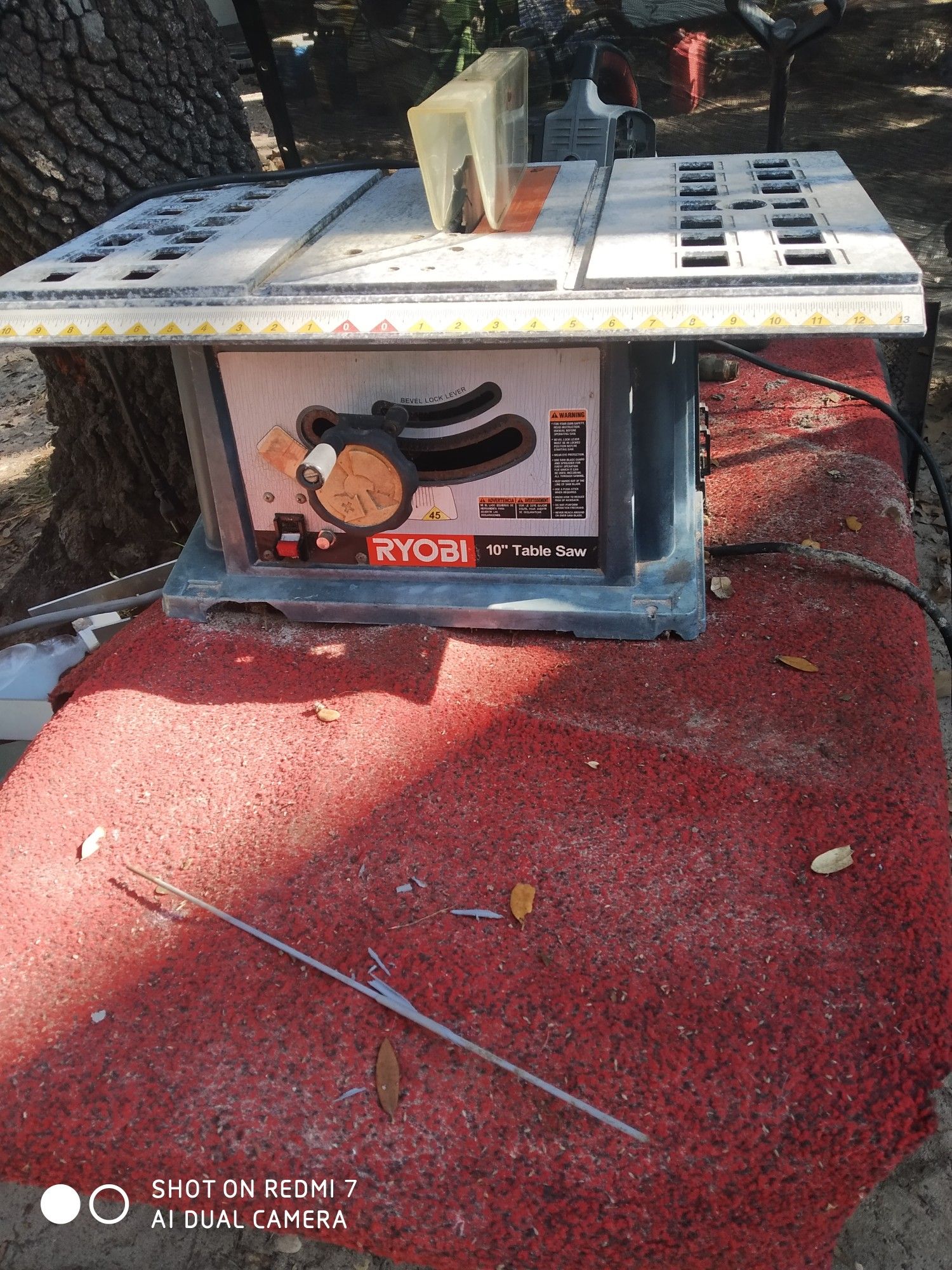 RYOBI TABLE SAW