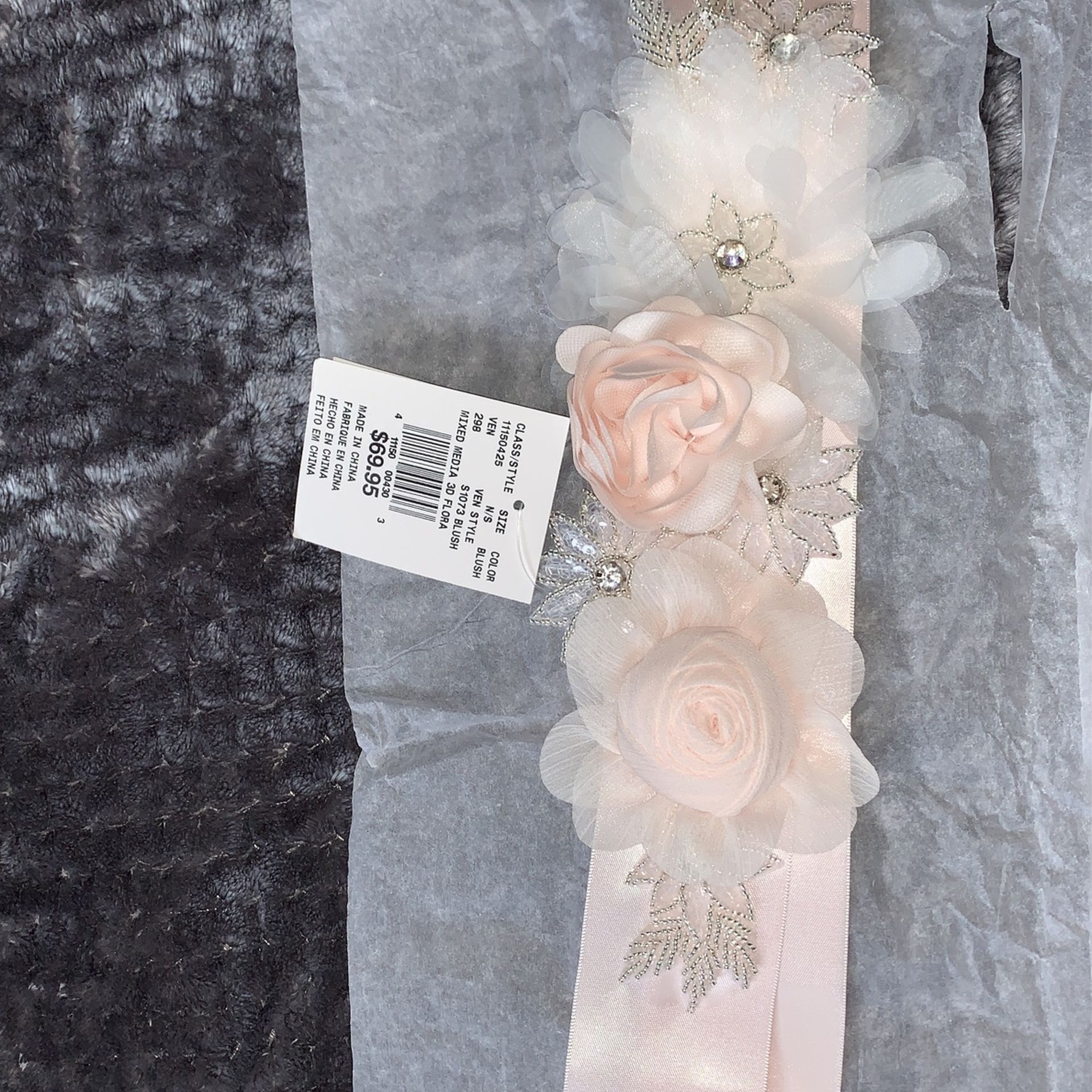 Never Worn Or Altered Mermaid Wedding Dress