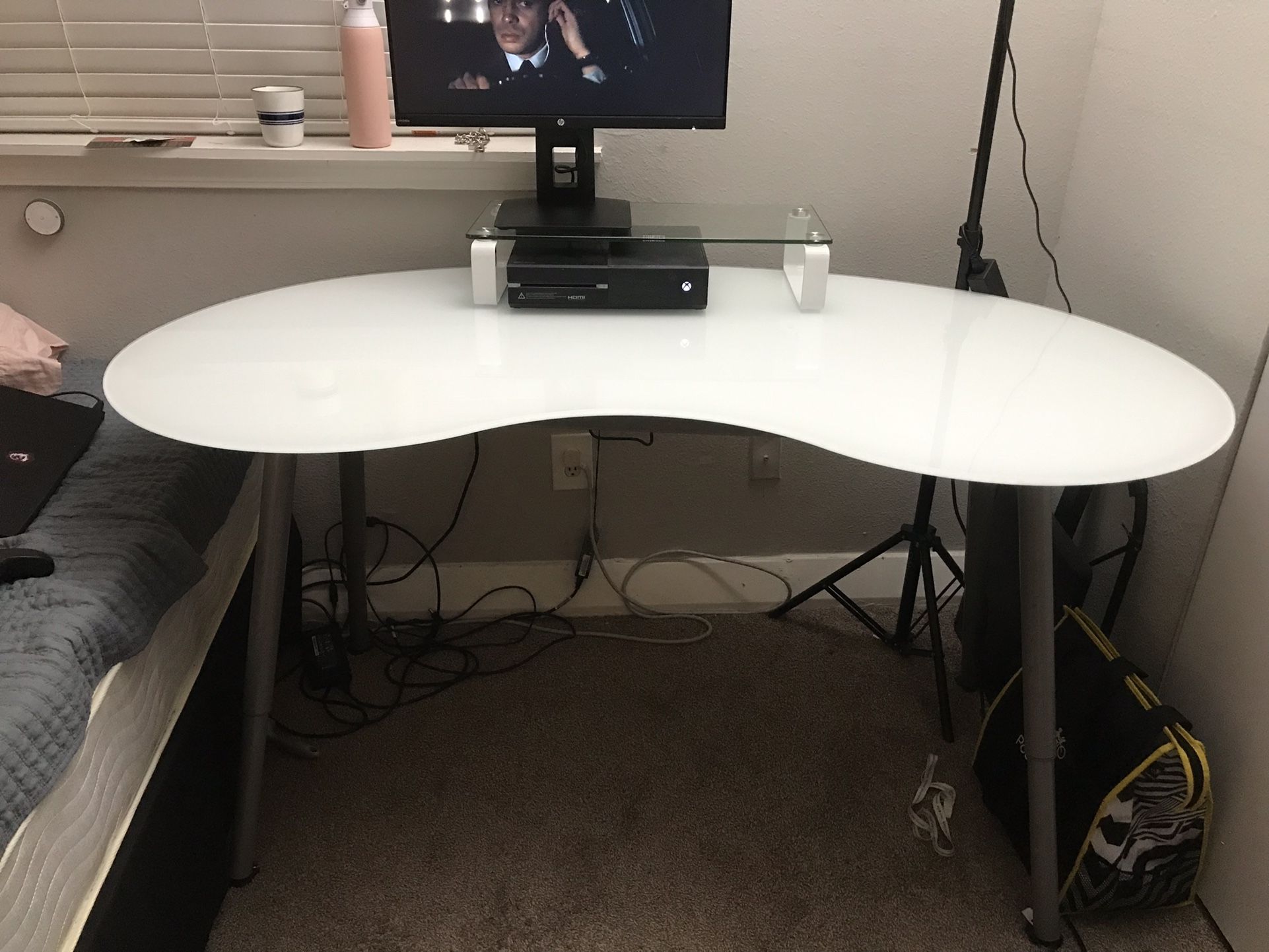 Desk and Gaming Chair