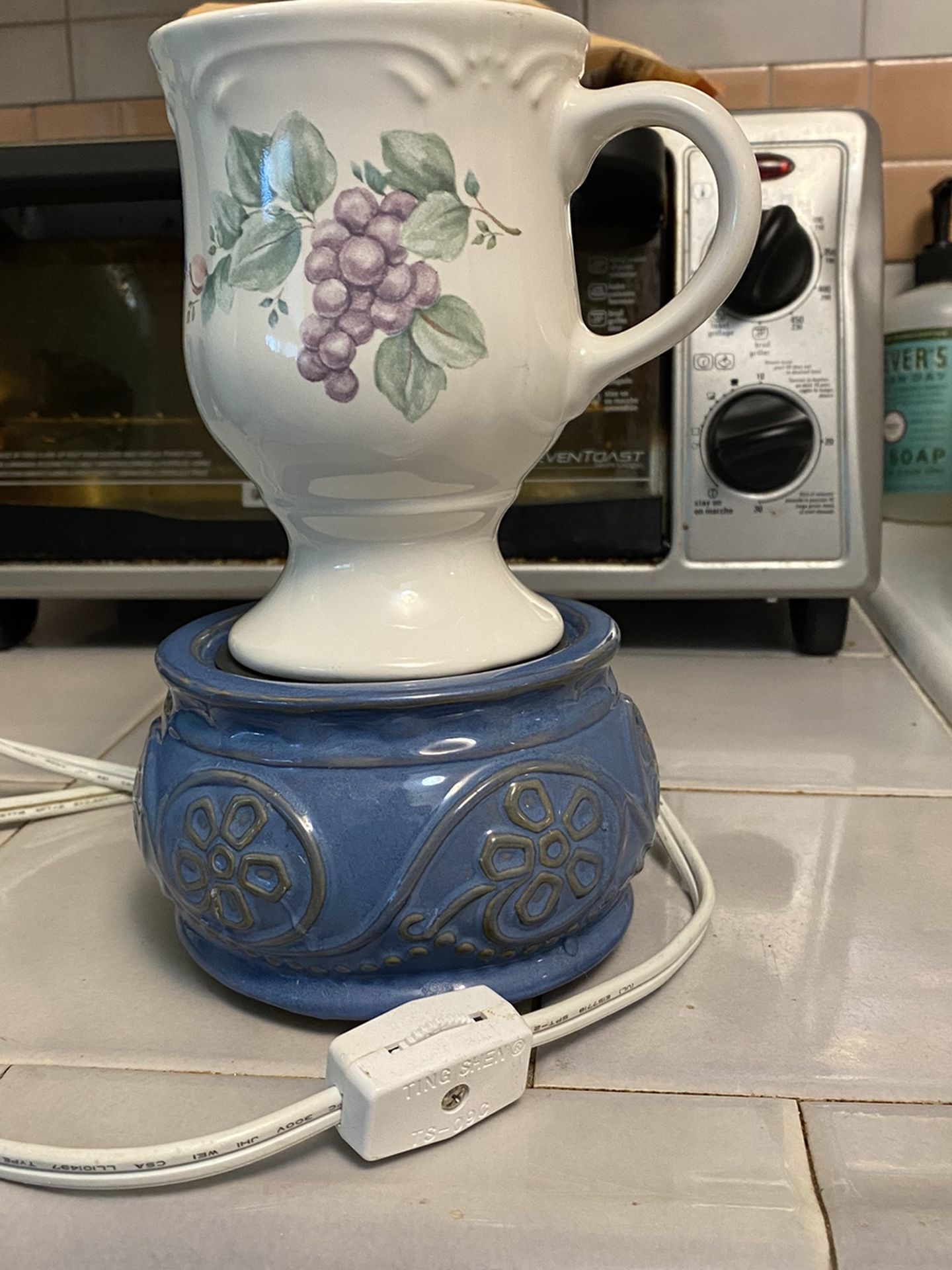 MUG and COFFEE WARMER (coffee Cup Not Included)