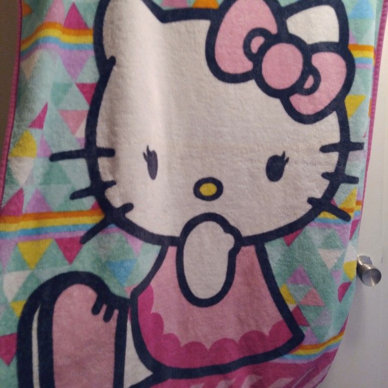 Hello Kitty Plush Throw Blanket