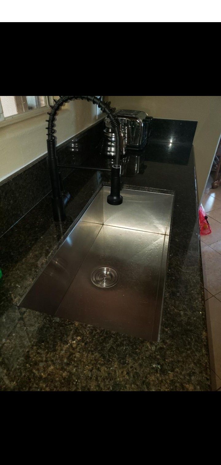 KITCHEN SINK
